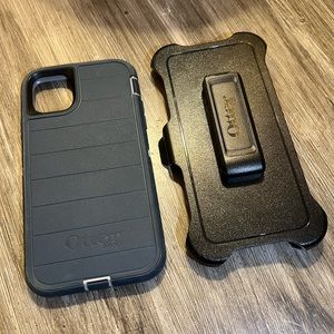 11 Pro Max Defender Pro OtterBox